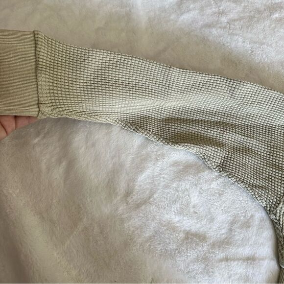 BDG Urban Outfitters Green Waffle Knit Zip Up Sweatshirt Size Small - Picture 3 of 10